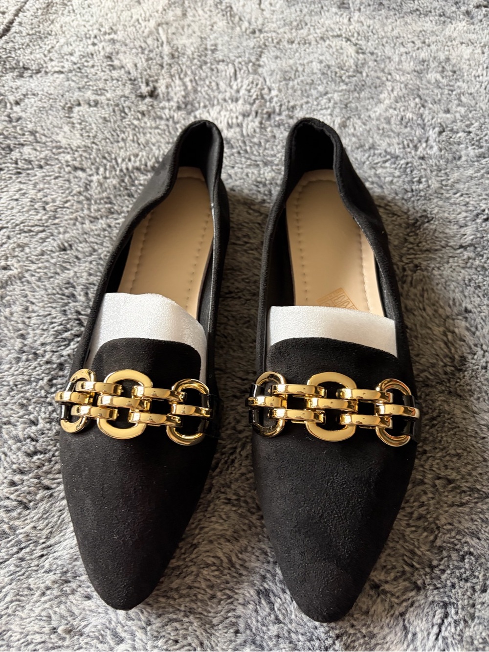 SHEIN Black Pointed Slip-On Flats with Gold Chain Accent